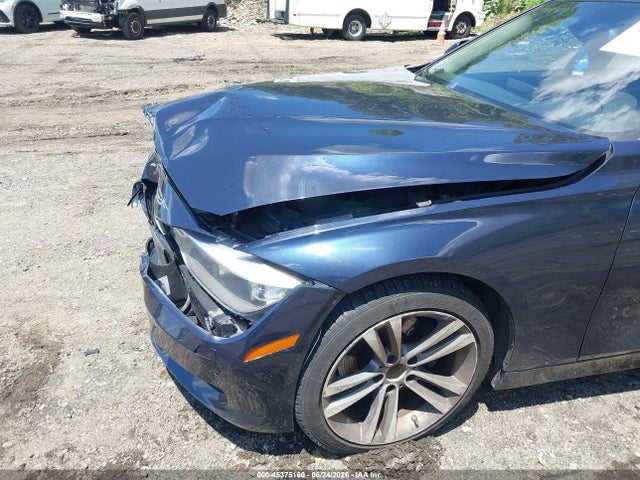45375160 :رقم المزاد ، WBA3B5C5XDF595046 vin ، 2013 Bmw 328i Xdrive مزاد بيع