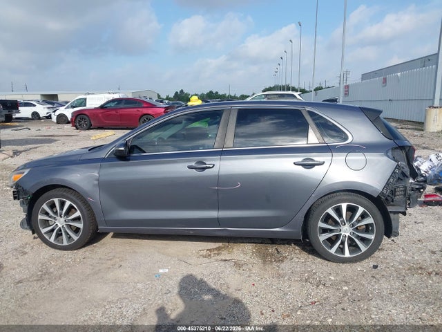2018 Hyundai Elantra Gt მანქანა იყიდება აუქციონზე, vin: KMHH35LEXJU057987, აუქციონის ნომერი: 45375210