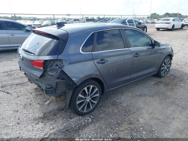 2018 Hyundai Elantra Gt მანქანა იყიდება აუქციონზე, vin: KMHH35LEXJU057987, აუქციონის ნომერი: 45375210