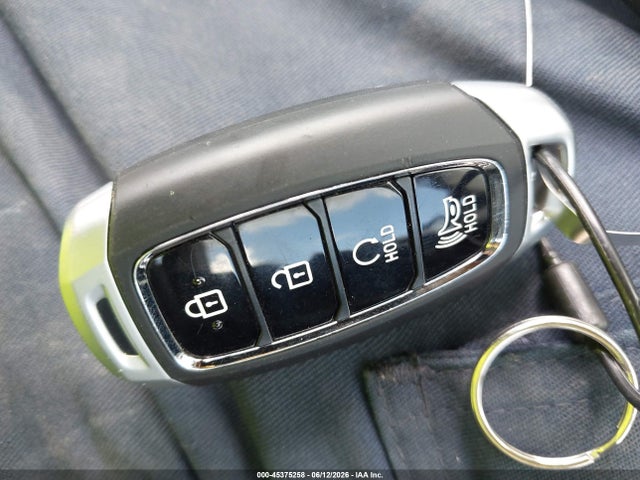 Продажа на аукционе авто 2025 Hyundai Venue Limited, vin: KMHRC8A3XSU402072, номер лота: 45375258