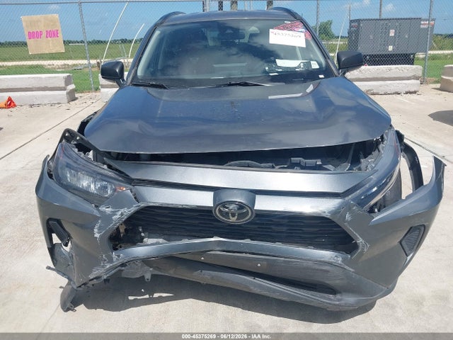 Toyota RAV4 LE 2021 2T3H1RFV6MW138151 Image 6