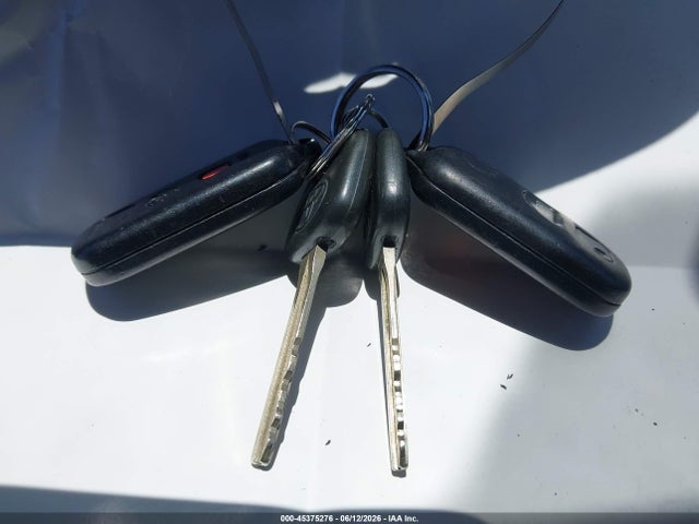 Продажа на аукционе авто 2005 Toyota Rav4, vin: JTEHD20V456039205, номер лота: 45375276
