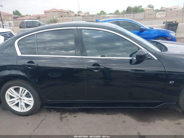 45375280 :رقم المزاد ، JN1CV6AP5FM502696 vin ، 2015 Infiniti Q40 مزاد بيع
