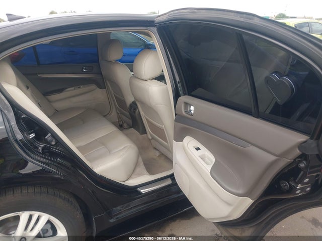 45375280 :رقم المزاد ، JN1CV6AP5FM502696 vin ، 2015 Infiniti Q40 مزاد بيع