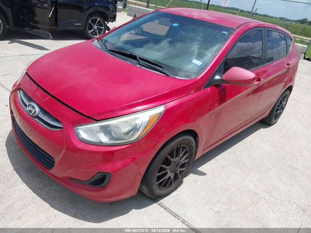 2015 Hyundai Accent Gs მანქანა იყიდება აუქციონზე, vin: KMHCT5AE2FU213654, აუქციონის ნომერი: 45375312