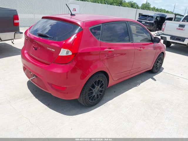 2015 Hyundai Accent Gs მანქანა იყიდება აუქციონზე, vin: KMHCT5AE2FU213654, აუქციონის ნომერი: 45375312