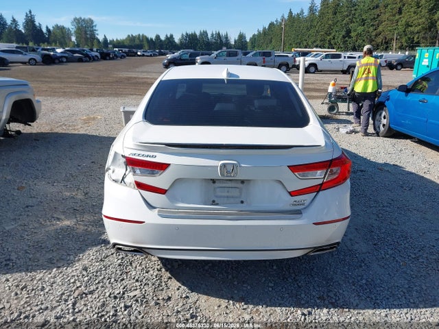 1HGCV2F94JA008065 Honda Accord Touring 2.0t