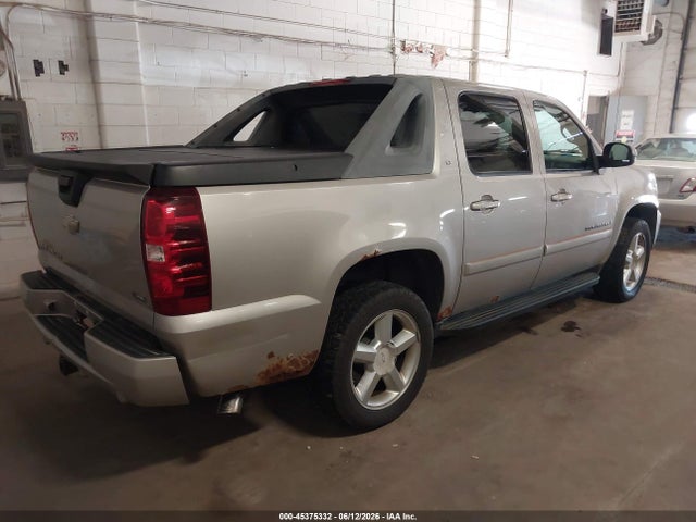 45375332 :رقم المزاد ، 3GNFK123X7G212905 vin ، 2007 Chevrolet Avalanche 1500 Lt مزاد بيع