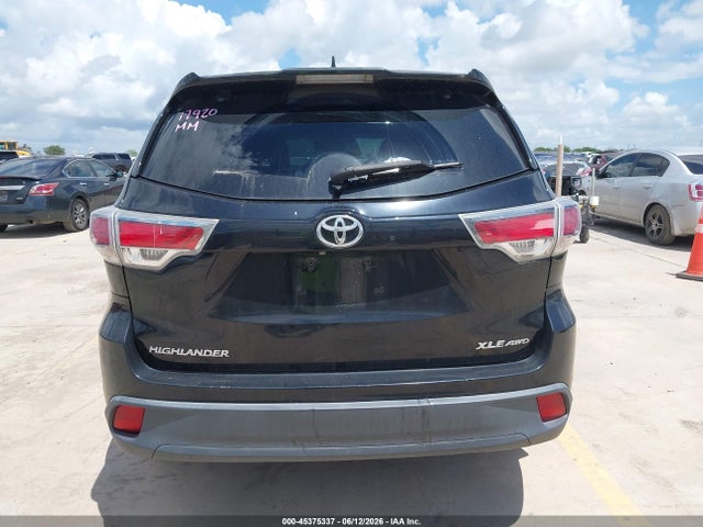 Toyota Highlander Xle V6 2015 5TDJKRFH2FS173489 Image 16