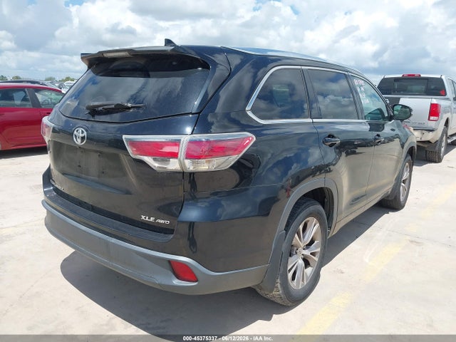 Toyota Highlander Xle V6 2015 5TDJKRFH2FS173489 Image 4