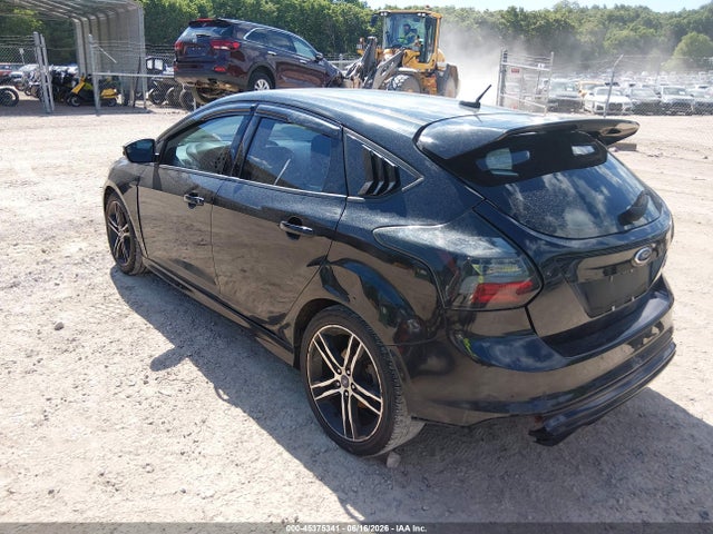 45375341 :رقم المزاد ، 1FADP3L98DL368445 vin ، 2013 Ford Focus St مزاد بيع