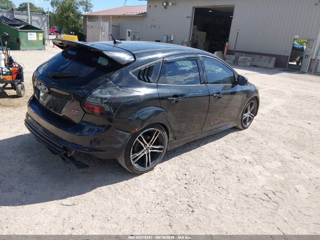 45375341 :رقم المزاد ، 1FADP3L98DL368445 vin ، 2013 Ford Focus St مزاد بيع