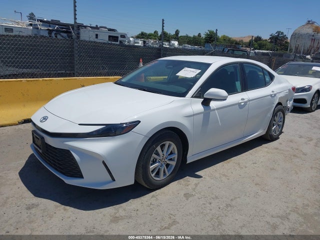Toyota CAMRY LE 2026 4T1DAACKXTU716916 Image 2
