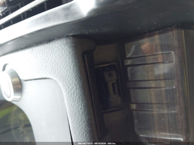 Продажа на аукционе авто 2011 Land Rover Lr2, vin: SALFR2BN6BH270738, номер лота: 45375375