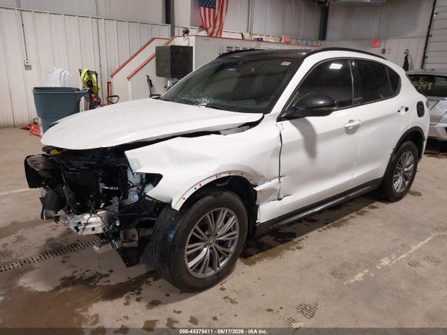 2024 Alfa Romeo Stelvio Sprint Awd მანქანა იყიდება აუქციონზე, vin: ZASPAKAN7R7D84792, აუქციონის ნომერი: 45375411