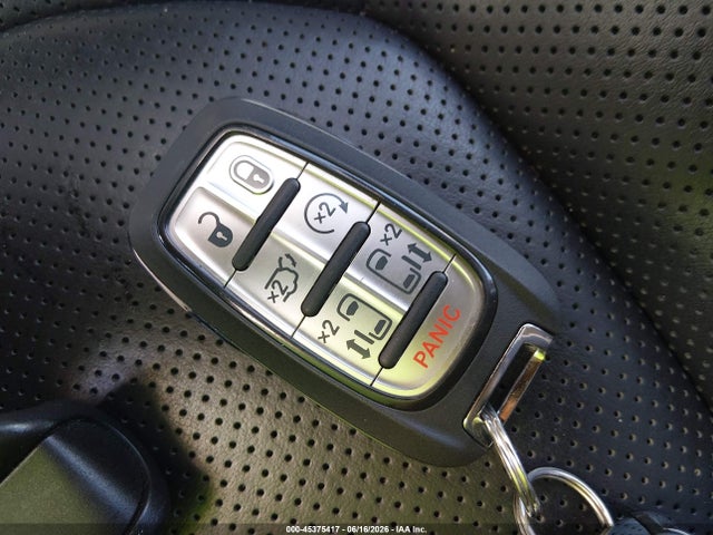 Продажа на аукционе авто 2024 Chrysler Pacifica Limited, vin: 2C4RC1GG7RR111610, номер лота: 45375417