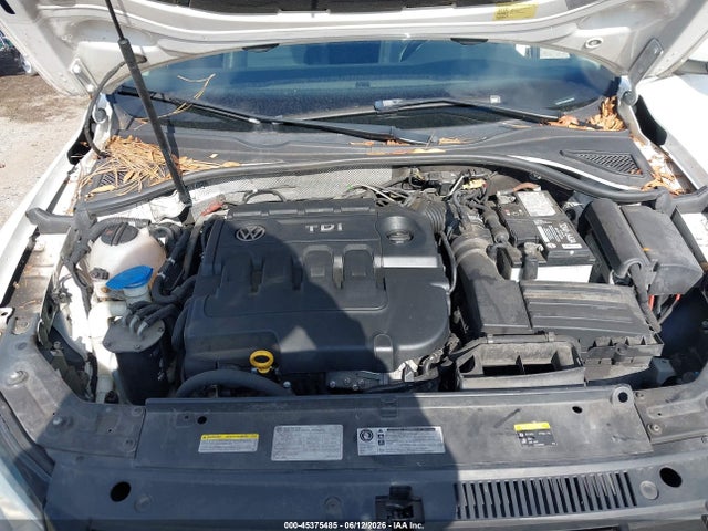 2015 Volkswagen Passat 2.0l Tdi Sel Premium მანქანა იყიდება აუქციონზე, vin: 1VWCV7A35FC028753, აუქციონის ნომერი: 45375485