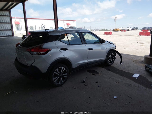 3N1CP5CU8JL510799 Nissan KICKS SR
