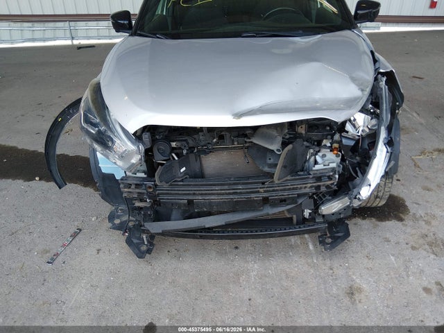 3N1CP5CU8JL510799 Nissan KICKS SR