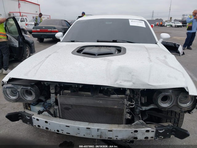 Dodge Challenger 392 Hemi Scat Pack Shaker 2018 2C3CDZFJ4JH111447 Image 13