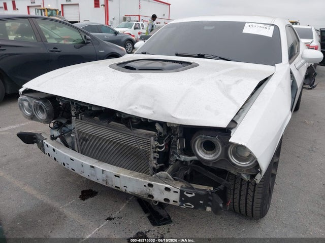 Dodge Challenger 392 Hemi Scat Pack Shaker 2018 2C3CDZFJ4JH111447 Image 6