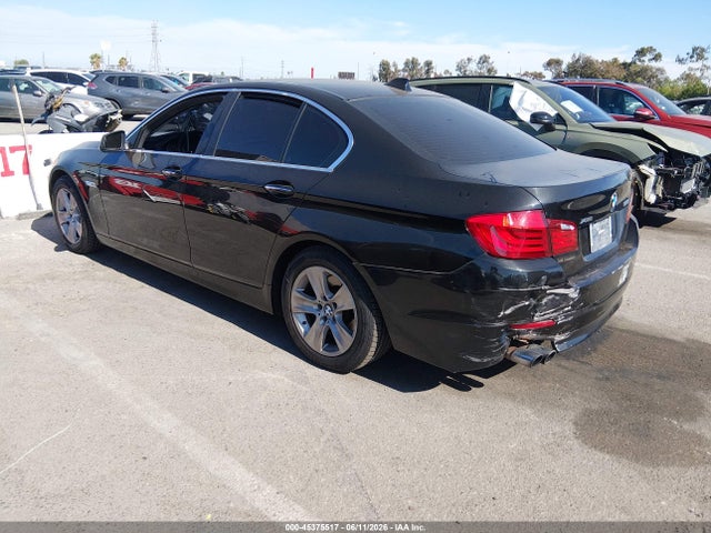2013 Bmw 528i Xdrive მანქანა იყიდება აუქციონზე, vin: WBAXH5C59DD109368, აუქციონის ნომერი: 45375517