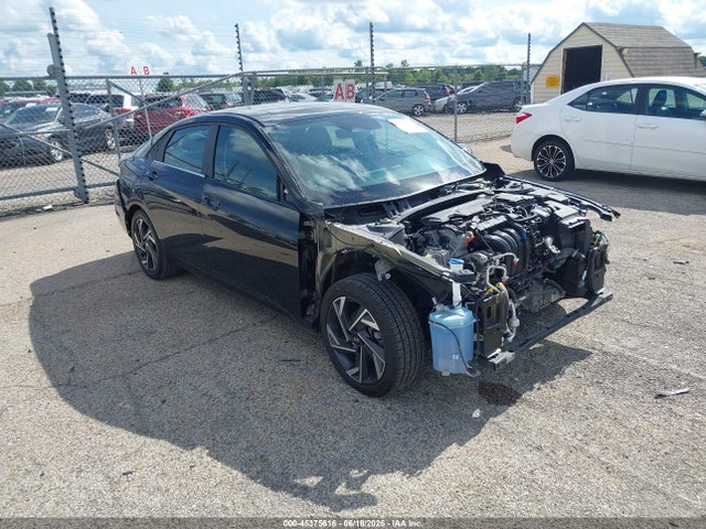2024 Hyundai Elantra Limited მანქანა იყიდება აუქციონზე, vin: KMHLP4DG7RU744817, აუქციონის ნომერი: 45375616