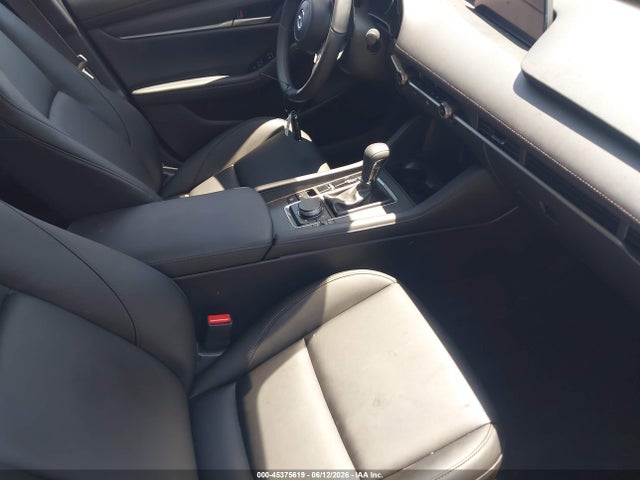 Mazda Mazda3 2.5 S Preferred 2026 JM1BPACL5T1877954 Image 5