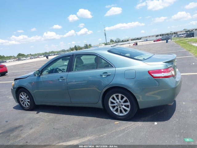 2010 Toyota Camry Xle V6 მანქანა იყიდება აუქციონზე, vin: 4T1BK3EK5AU607970, აუქციონის ნომერი: 45375634