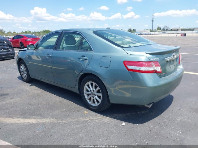 2010 Toyota Camry Xle V6 მანქანა იყიდება აუქციონზე, vin: 4T1BK3EK5AU607970, აუქციონის ნომერი: 45375634