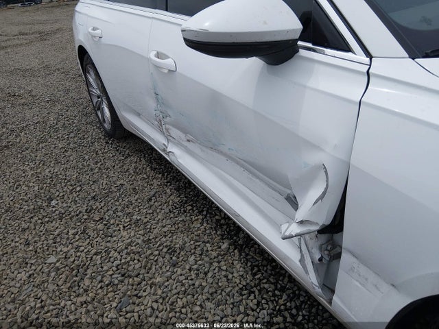 WAUD8AF26KN130960 Audi A6 45 Premium