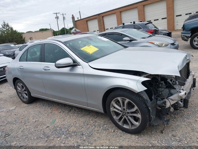 Продаж на аукціоні авто 2018 Mercedes-benz C 300 4matic, vin: 55SWF4KB0JU252704, номер лоту: 45375644