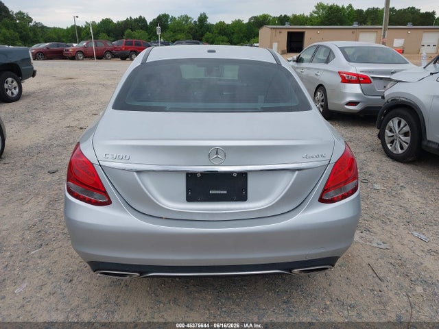 Продаж на аукціоні авто 2018 Mercedes-benz C 300 4matic, vin: 55SWF4KB0JU252704, номер лоту: 45375644