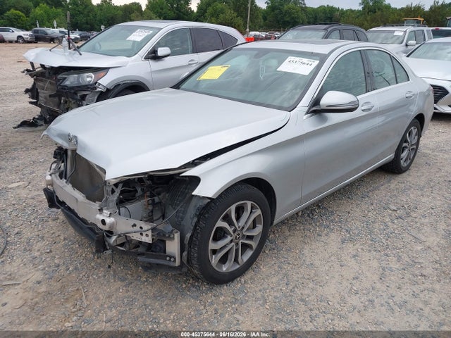 Продаж на аукціоні авто 2018 Mercedes-benz C 300 4matic, vin: 55SWF4KB0JU252704, номер лоту: 45375644