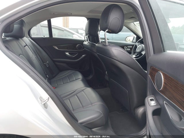 Продаж на аукціоні авто 2018 Mercedes-benz C 300 4matic, vin: 55SWF4KB0JU252704, номер лоту: 45375644