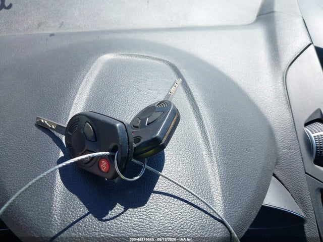 45375645 :رقم المزاد ، 1FMCU0G92HUE24222 vin ، 2017 Ford Escape Se مزاد بيع