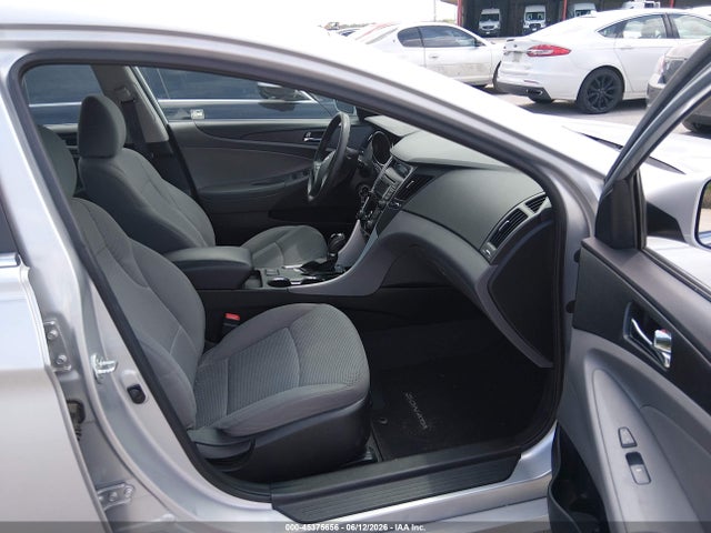 2013 Hyundai Sonata Gls მანქანა იყიდება აუქციონზე, vin: 5NPEB4AC9DH683616, აუქციონის ნომერი: 45375656