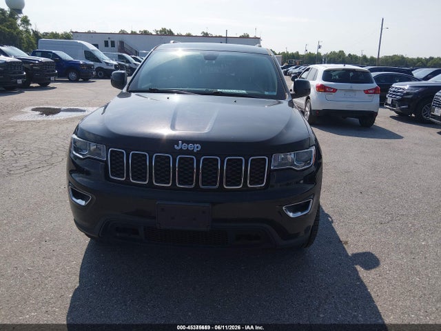 1C4RJFAG2KC754246 Jeep Grand Cherokee Laredo E 4x4