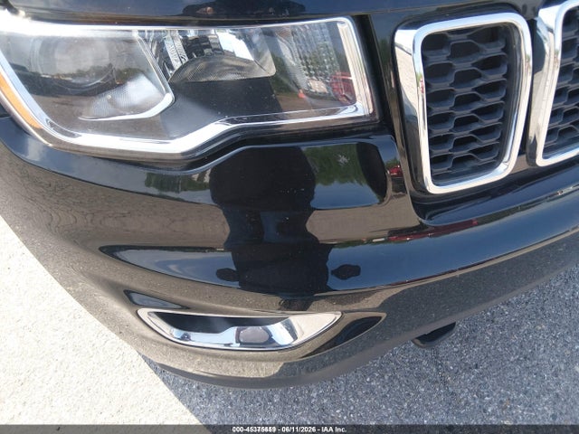 1C4RJFAG2KC754246 Jeep Grand Cherokee Laredo E 4x4