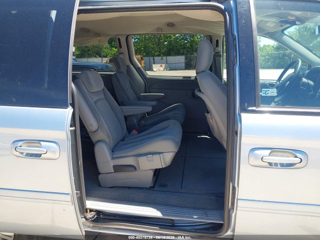 Продаж на аукціоні авто 2005 Chrysler Town & Country Lx, vin: 2C4GP44R75R255056, номер лоту: 45375726