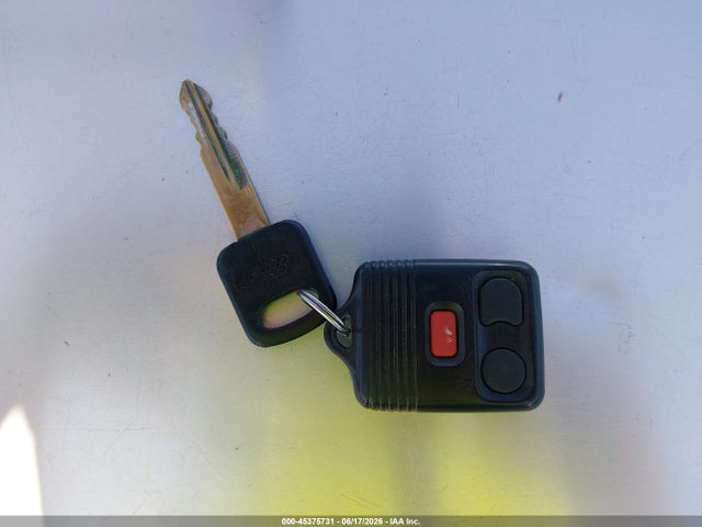 45375731 :رقم المزاد ، 1FDRE14252HA93513 vin ، 2002 Ford E-150 Commercial/recreational مزاد بيع