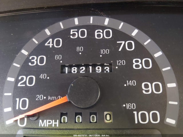 45375731 :رقم المزاد ، 1FDRE14252HA93513 vin ، 2002 Ford E-150 Commercial/recreational مزاد بيع