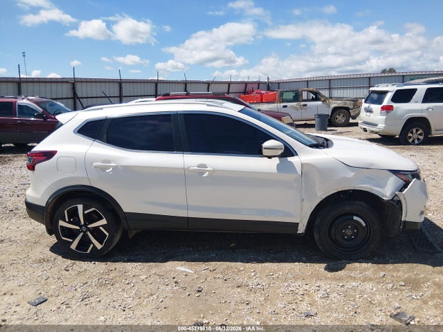 JN1BJ1CV2NW347985 Nissan Rogue Sport Sl Fwd Xtronic Cvt