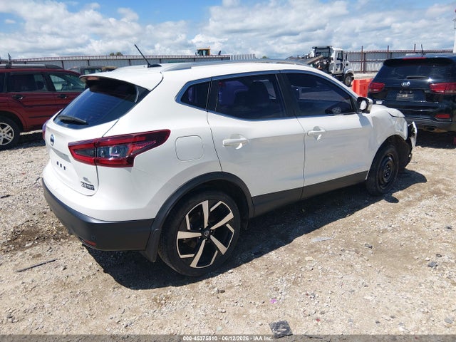 JN1BJ1CV2NW347985 Nissan Rogue Sport Sl Fwd Xtronic Cvt