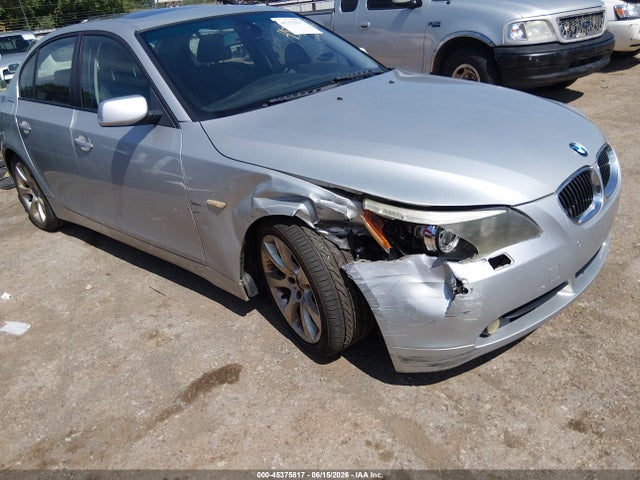 2006 Bmw 550i მანქანა იყიდება აუქციონზე, vin: WBANB53506CP01727, აუქციონის ნომერი: 45375817