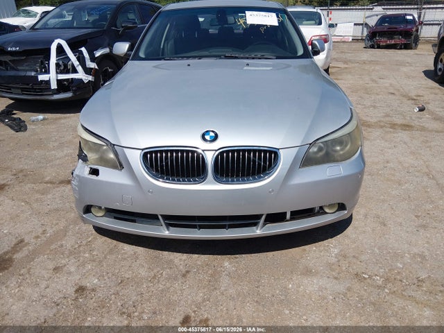 2006 Bmw 550i მანქანა იყიდება აუქციონზე, vin: WBANB53506CP01727, აუქციონის ნომერი: 45375817