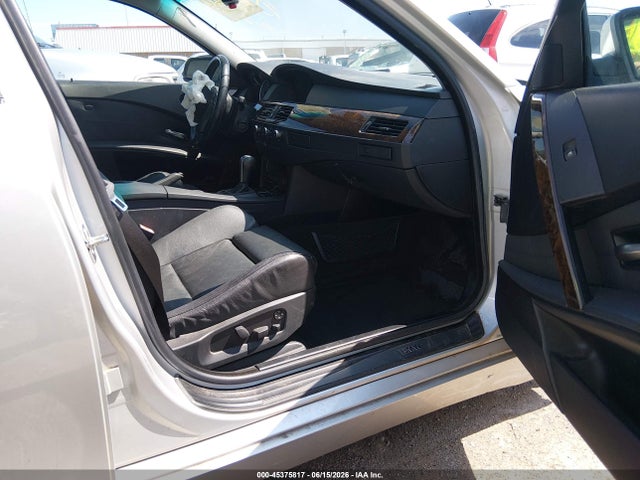 2006 Bmw 550i მანქანა იყიდება აუქციონზე, vin: WBANB53506CP01727, აუქციონის ნომერი: 45375817