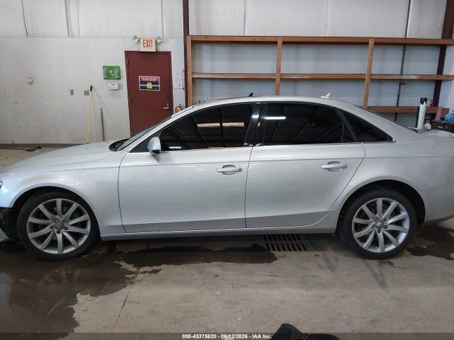Продаж на аукціоні авто 2013 Audi A4 2.0t Premium, vin: WAUFFAFL2DN004430, номер лоту: 45375820