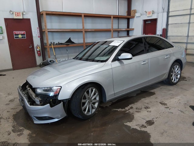 2013 Audi A4 2.0t Premium მანქანა იყიდება აუქციონზე, vin: WAUFFAFL2DN004430, აუქციონის ნომერი: 45375820