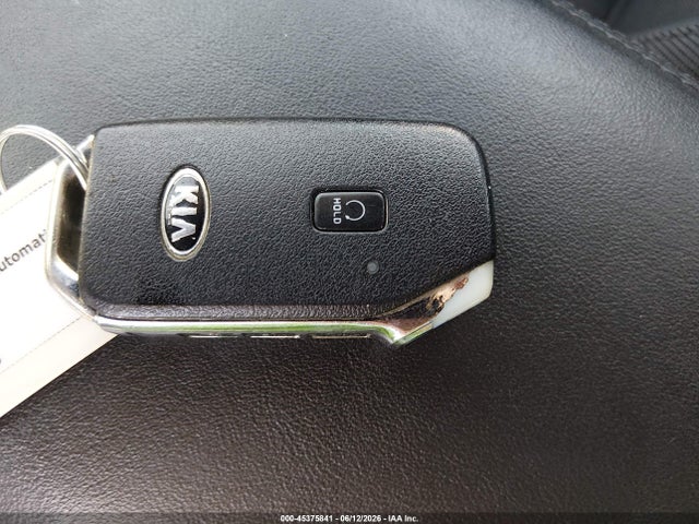 Продажа на аукционе авто 2021 Kia K5 Lxs, vin: 5XXG14J29MG054565, номер лота: 45375841